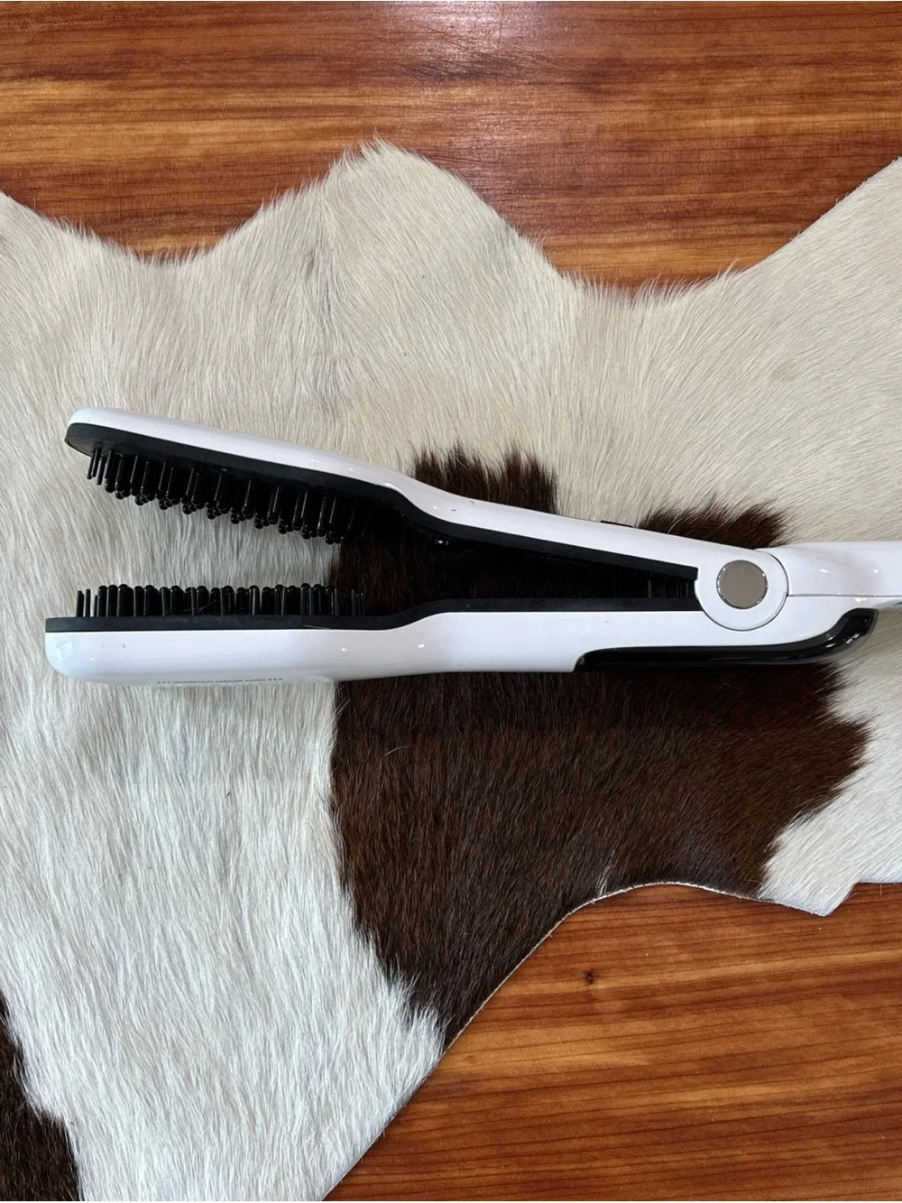 ION Steam Pro Hair Straightening Steam Brush Iron White